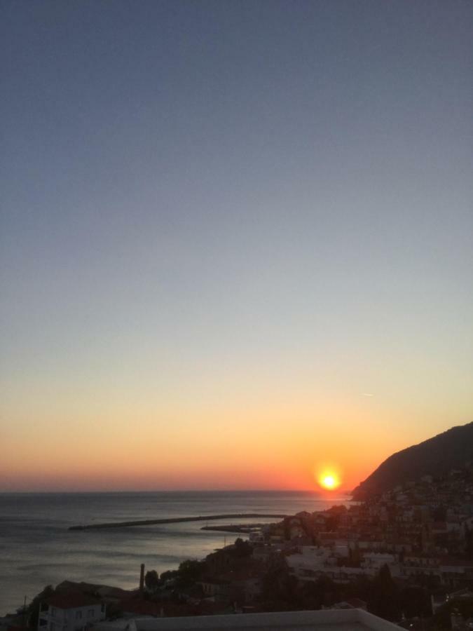 Panorama Apartments Plomari ภายนอก รูปภาพ