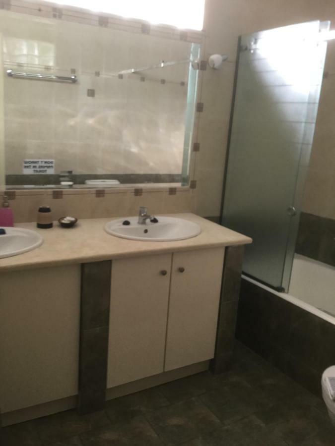 Panorama Apartments Plomari ภายนอก รูปภาพ